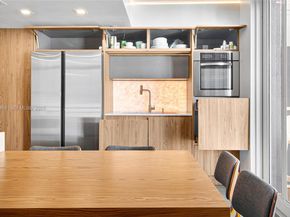 7600 Collins Ave 709, Miami Beach FL 33141