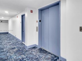 7600 Collins Ave 709, Miami Beach FL 33141