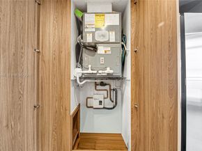 7600 Collins Ave 709, Miami Beach FL 33141