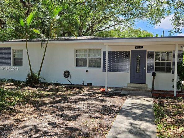 12120 NE 11th Pl, North Miami FL 33161