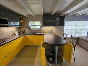 12120 NE 11th Pl, North Miami FL 33161