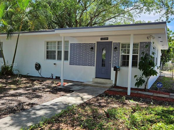 12120 NE 11th Pl, North Miami FL 33161