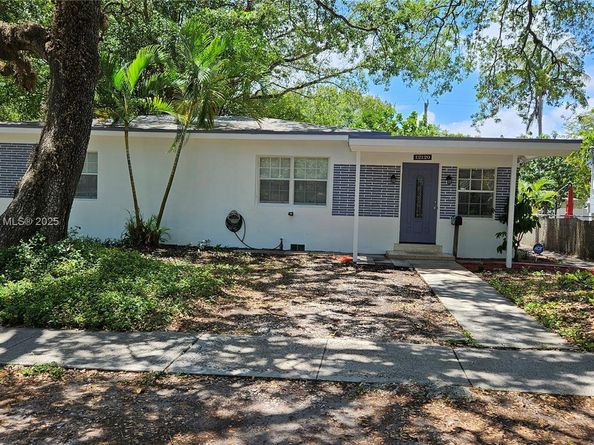 12120 NE 11th Pl, North Miami FL 33161