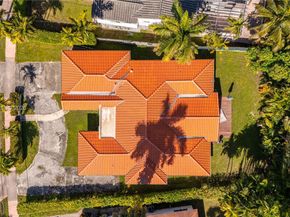 4555 Alton Rd, Miami Beach FL 33140