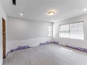 4555 Alton Rd, Miami Beach FL 33140