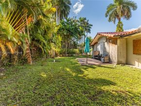 4555 Alton Rd, Miami Beach FL 33140