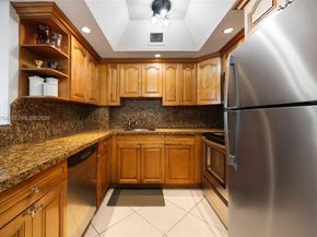 7441 Wayne Ave 2B, Miami Beach FL 33141