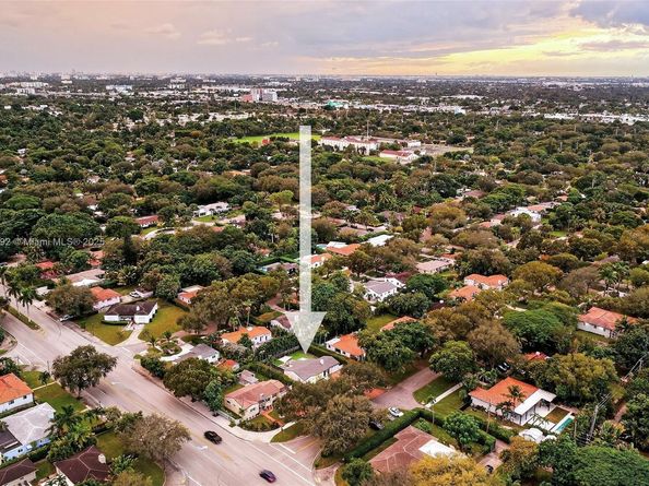 20 NW 93rd St, Miami Shores FL 33150