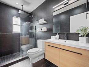 20 NW 93rd St, Miami Shores FL 33150