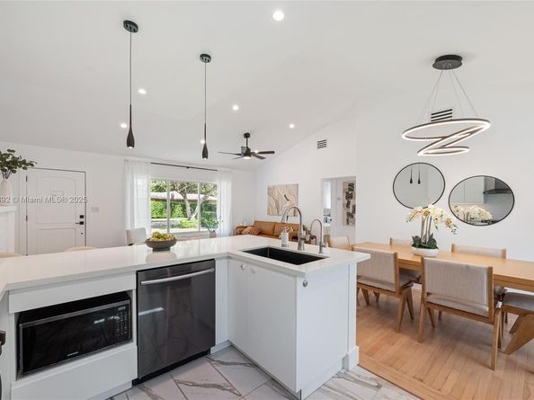 20 NW 93rd St, Miami Shores FL 33150