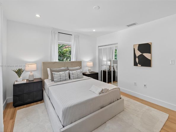 20 NW 93rd St, Miami Shores FL 33150