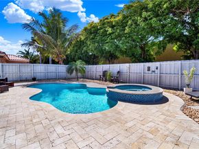 2064 NE 35th Ave, Homestead FL 33033