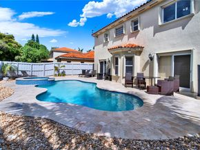 2064 NE 35th Ave, Homestead FL 33033