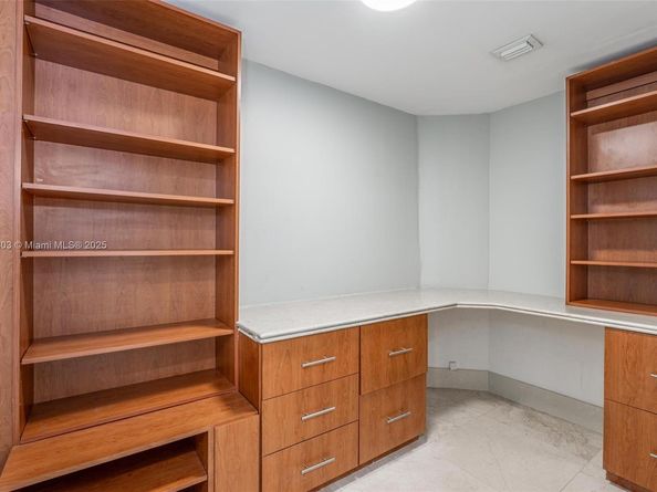 18911 Collins Ave 405, Sunny Isles Beach FL 33160