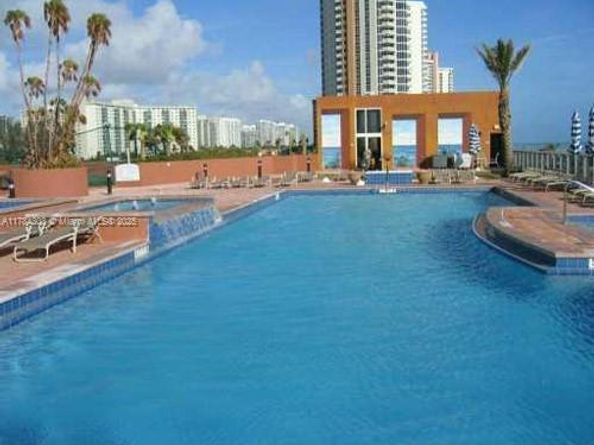 18911 Collins Ave 405, Sunny Isles Beach FL 33160