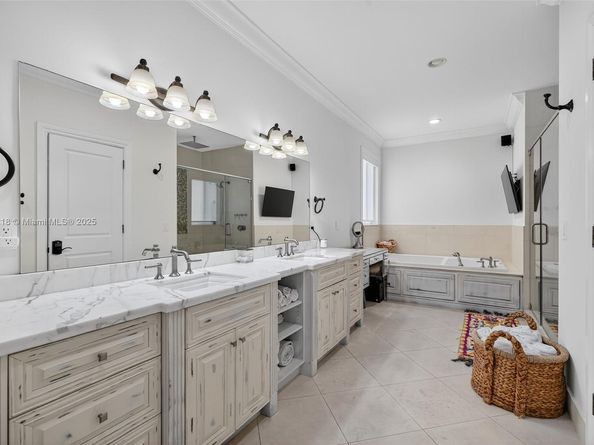 1404 SE 9th St, Fort Lauderdale FL 33316