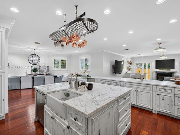 1404 SE 9th St, Fort Lauderdale FL 33316