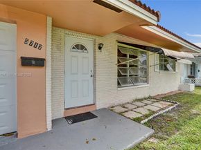5712 NW 66th Ave, Tamarac FL 33321