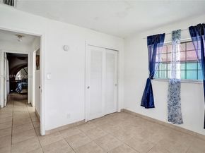 5712 NW 66th Ave, Tamarac FL 33321
