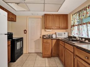 5712 NW 66th Ave, Tamarac FL 33321