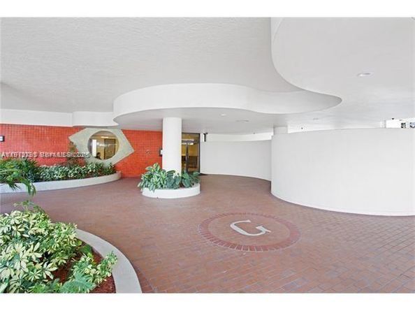 1621 Collins Ave 405, Miami Beach FL 33139