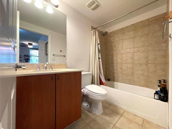 888 S Douglas Rd 119, Coral Gables FL 33134