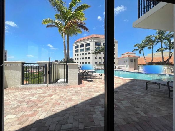 888 S Douglas Rd 119, Coral Gables FL 33134