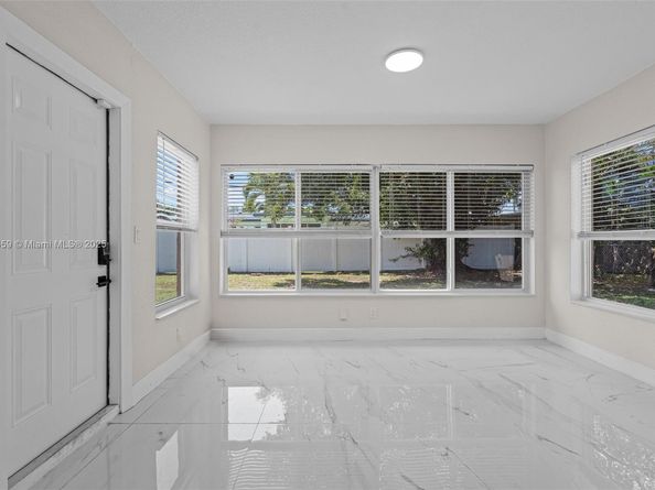 3220 NW 4th Ct, Lauderhill FL 33311