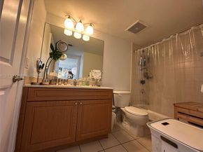 900 SW 8th St 1010, Miami FL 33130