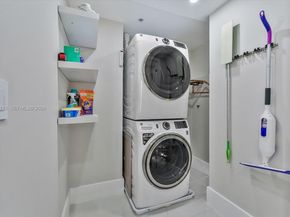 3400 SW 27th Ave 602, Miami FL 33133