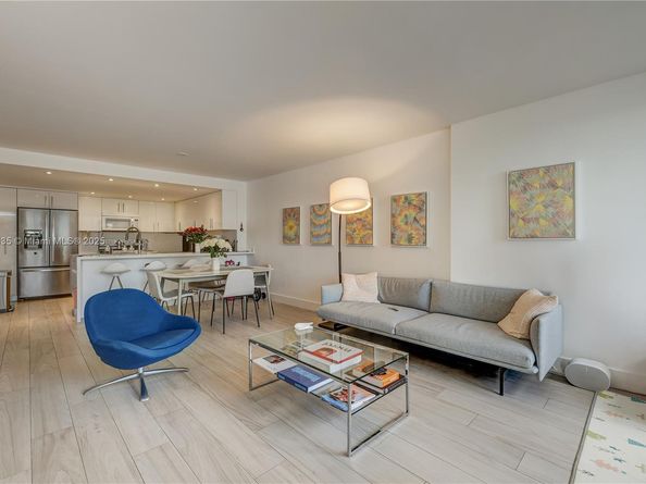 1901 Brickell Ave B413, Miami FL 33129