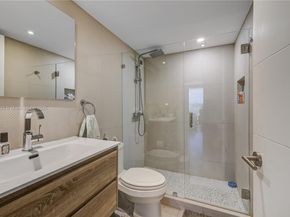1901 Brickell Ave B413, Miami FL 33129