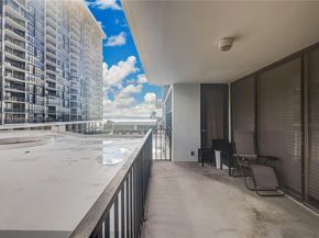 1901 Brickell Ave B413, Miami FL 33129