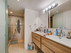 1901 Brickell Ave B413, Miami FL 33129