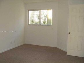 3421 NW 44th St 103, Oakland Park FL 33309