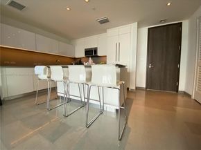 68 SE 6th St 1008, Miami FL 33131