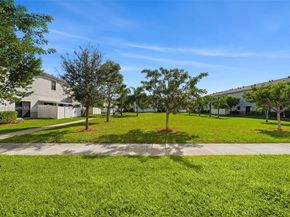 757 SW 11th St, Florida City FL 33034