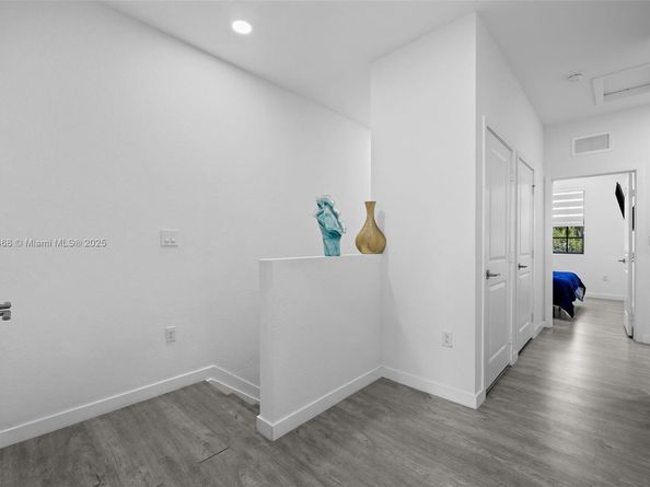 757 SW 11th St, Florida City FL 33034