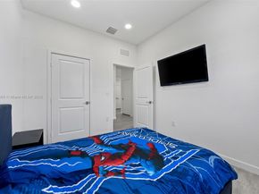 757 SW 11th St, Florida City FL 33034