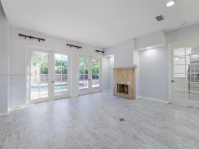 2101 Oakmont Ter, Coral Springs FL 33071