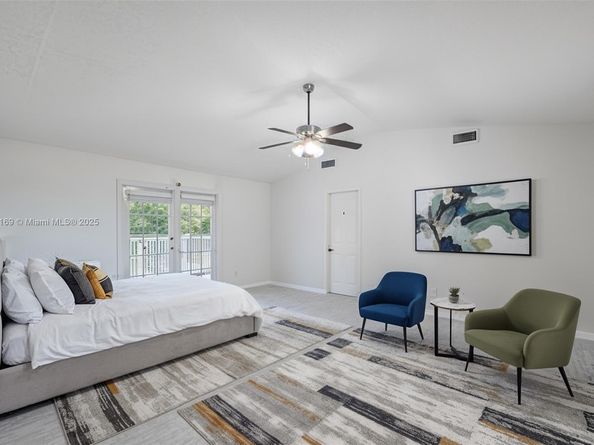 2101 Oakmont Ter, Coral Springs FL 33071