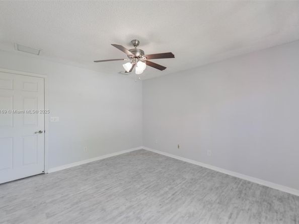 2101 Oakmont Ter, Coral Springs FL 33071