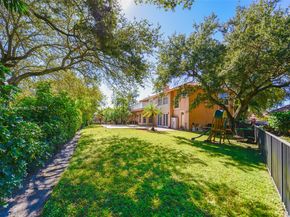 2101 Oakmont Ter, Coral Springs FL 33071