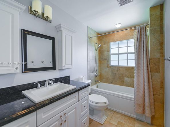 2101 Oakmont Ter, Coral Springs FL 33071