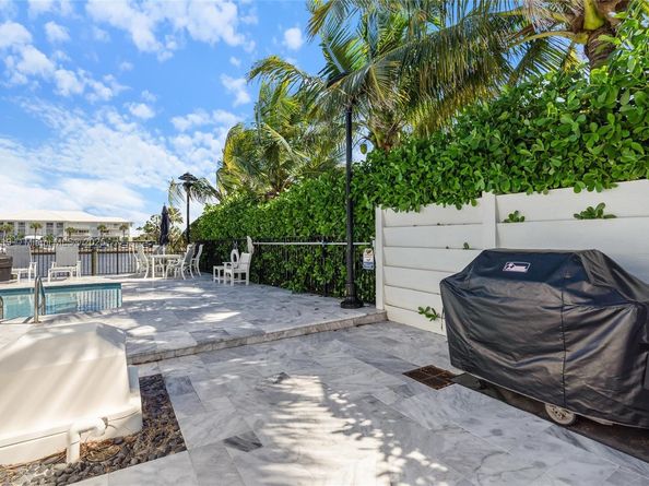 1800 S Ocean Dr 109, Fort Lauderdale FL 33316