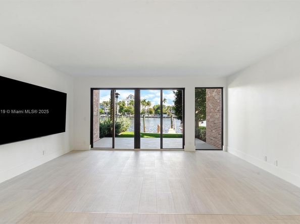 1800 S Ocean Dr 109, Fort Lauderdale FL 33316