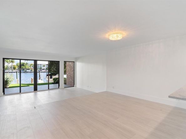 1800 S Ocean Dr 109, Fort Lauderdale FL 33316