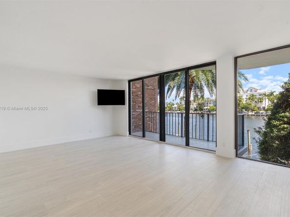 1800 S Ocean Dr 109, Fort Lauderdale FL 33316