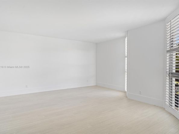 1800 S Ocean Dr 109, Fort Lauderdale FL 33316