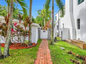 1104 NE 85th St, Miami FL 33138